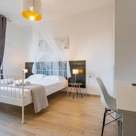 Altido Sunny Rooms In Siena With Terrace Privat bolig *